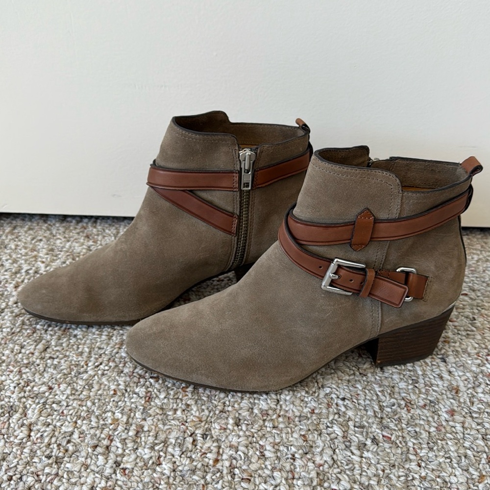 Coach tan ankle boot with brown leather and silver buckle accents. Size 8